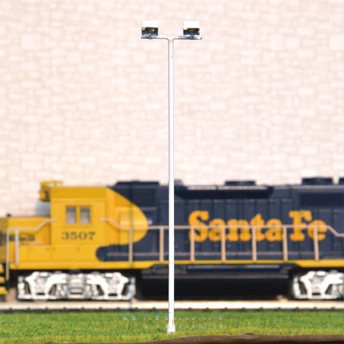 1 x HO scale Model Floodlight Cold SMD LED made Plaza Lamppost longlife ...