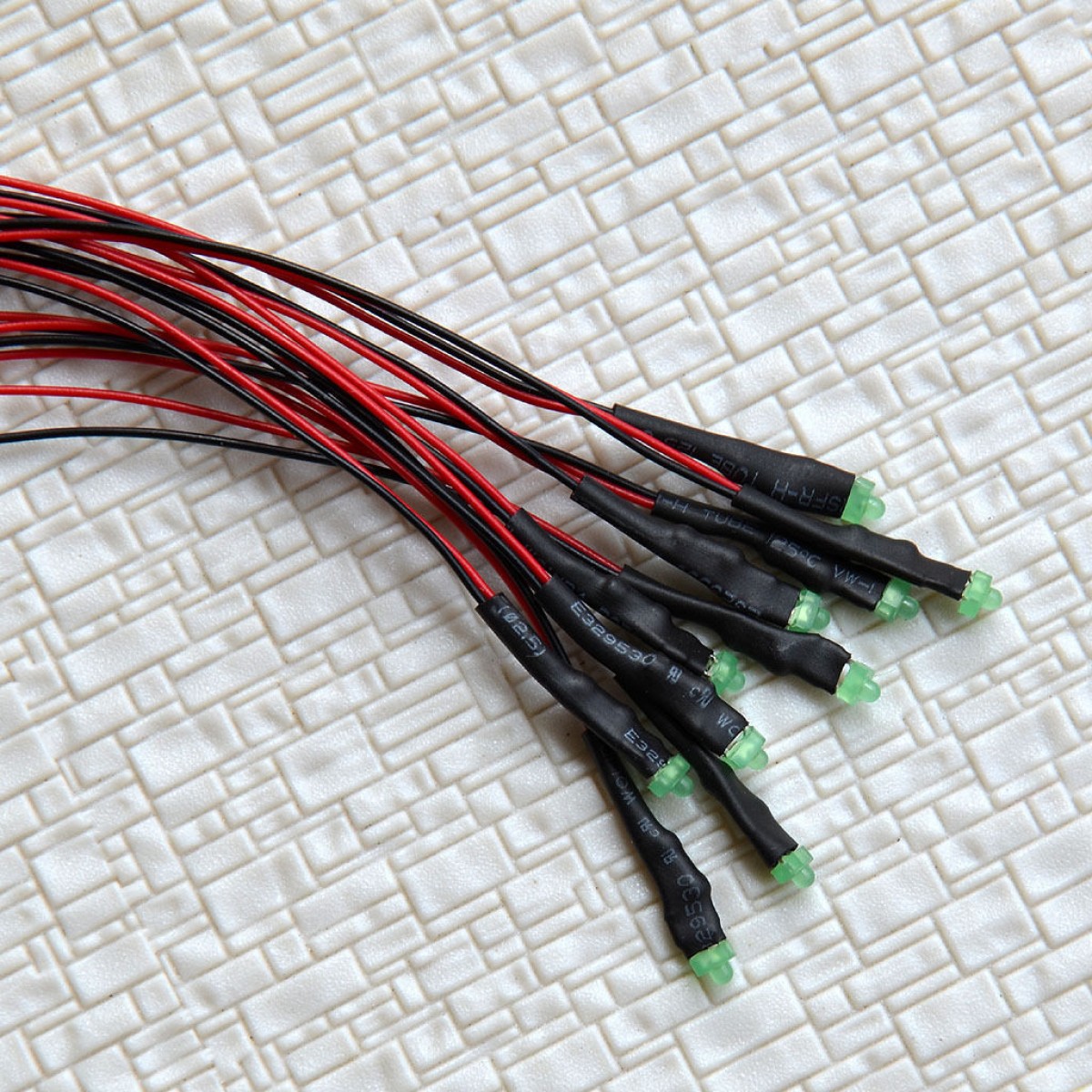 5 x Pre-Wired 1.8mm Green LEDs prewired resistor for 12V - 18V DC use