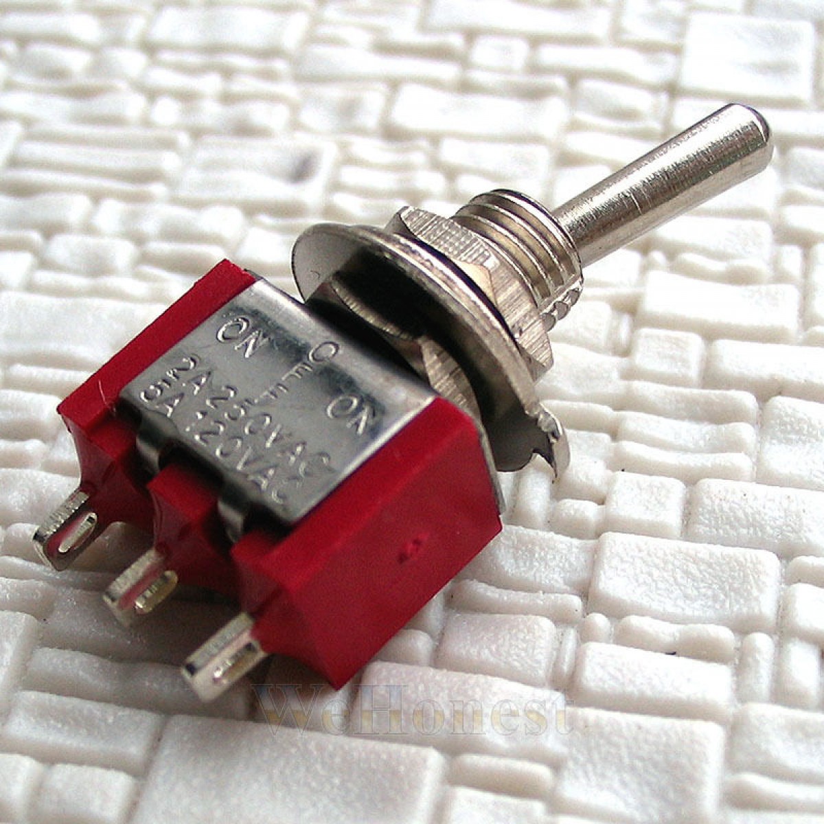 5 x Quality MINIATURE on/off/on Toggle SWITCHES SPDT 5 x Quality MINIATURE on/off/on Toggle SWITCHES SPDT