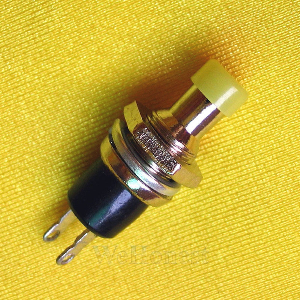 5 x Momentary Push Button Switch Yellow Normally Open for OO N O gauge layouts 5 x Momentary Push Button Switch Yellow Normally Open for OO N O gauge layouts